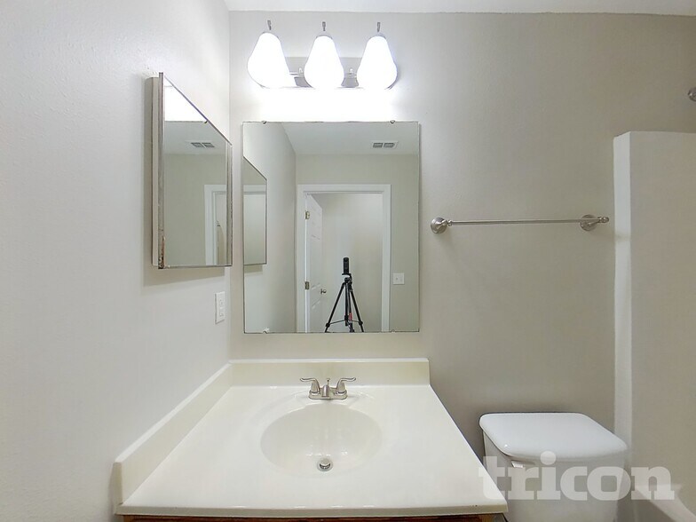 Building Photo - 9838 Watershed Drive West