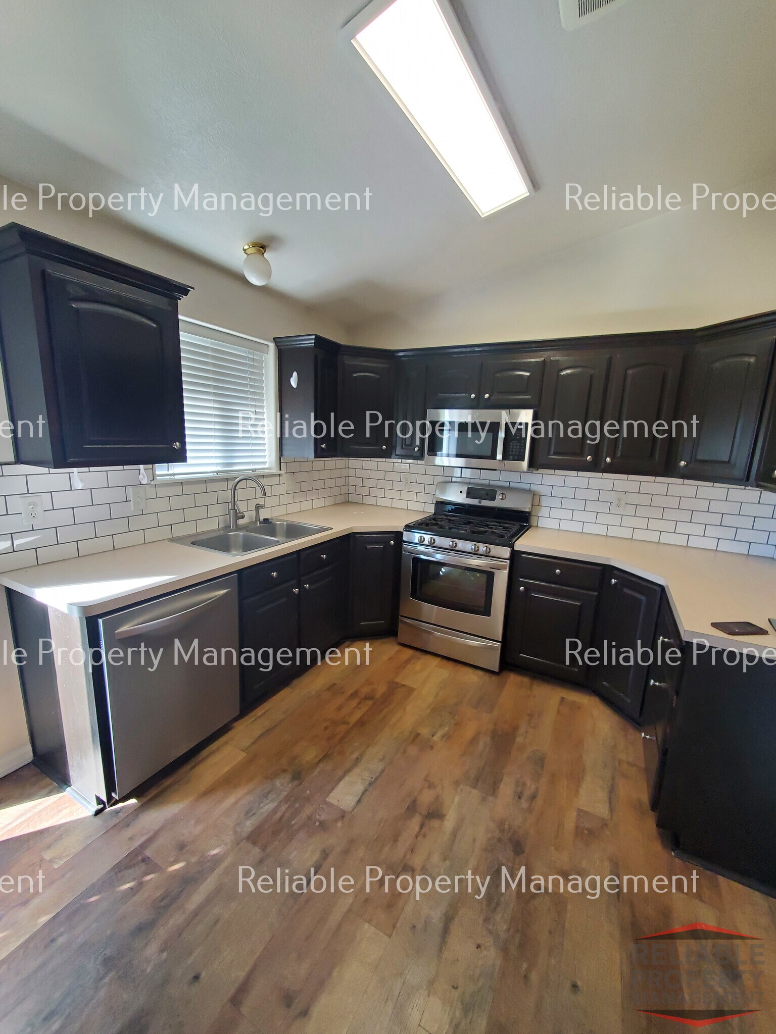 Building Photo - 4440 E Ladino Dr