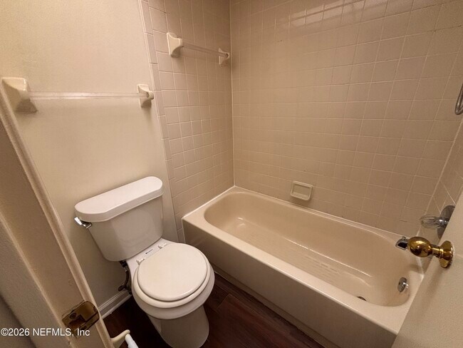 Building Photo - 8531 Sturbridge Cir W