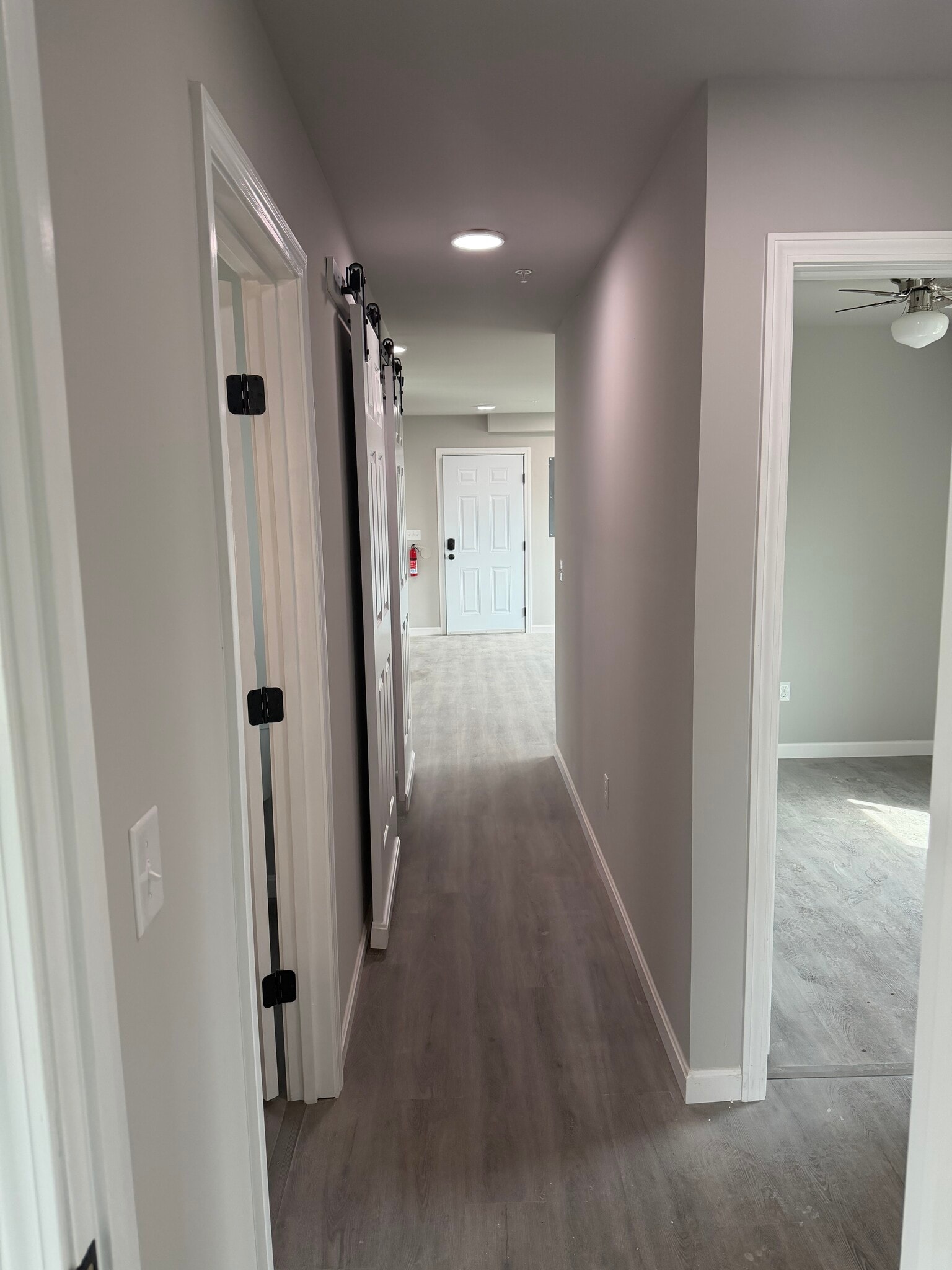 Building Photo - 23 Isham St