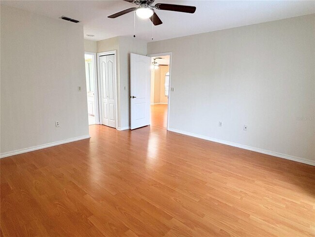 Building Photo - 1503 Overland Dr