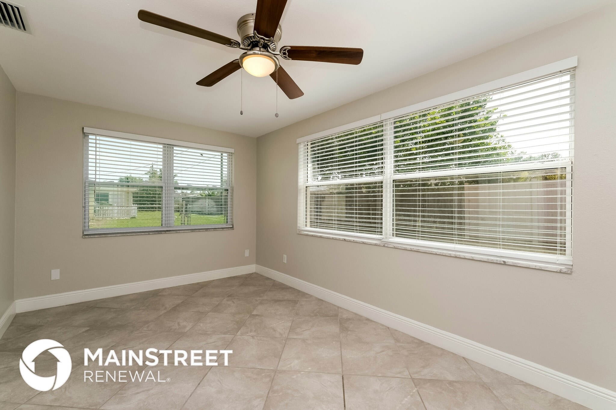 Building Photo - 3415 Rosefield Dr