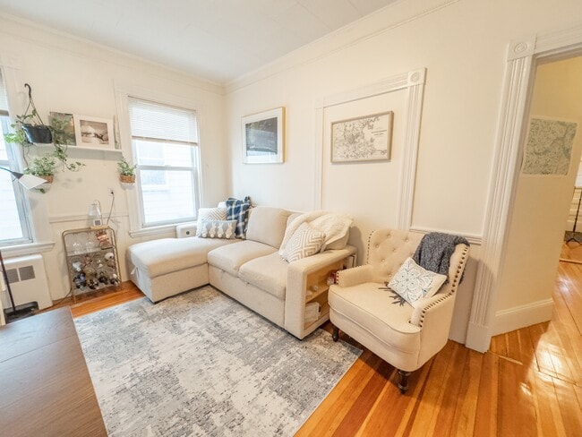 Building Photo - 12 Hamlin St