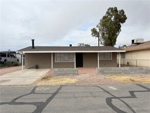 Building Photo - 2128 Whitewater Dr