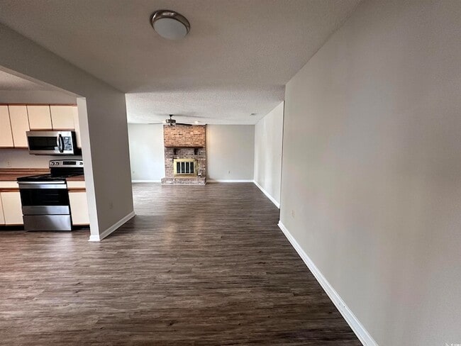 Building Photo - 6536 Valene Ct