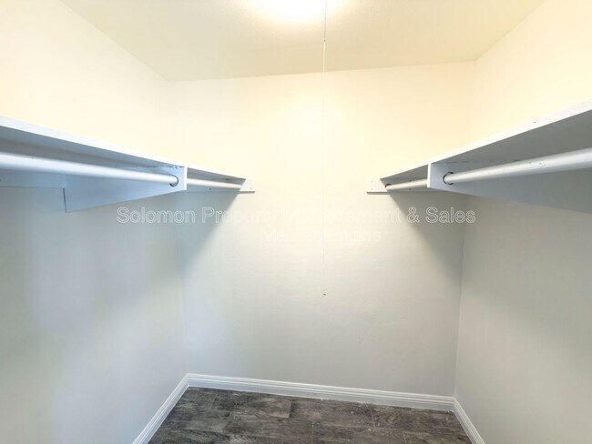 Building Photo - 3623 Harbor Crest Way