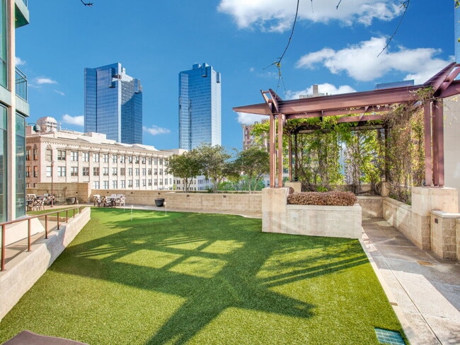 Building Photo - 1-Bedroom luxury Condo at The Tower in Downtown Fort Worth!