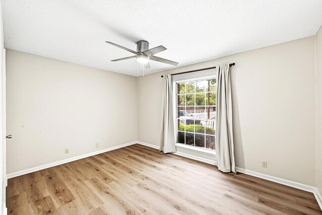 Building Photo - 7801 Shoal Creek Blvd