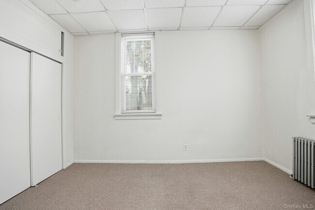 Building Photo - 221 Lake Ave S