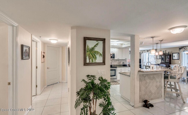Building Photo - 811 Del Rio Way