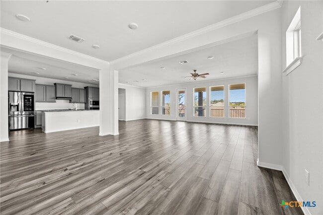 Building Photo - 2265 Wooster St