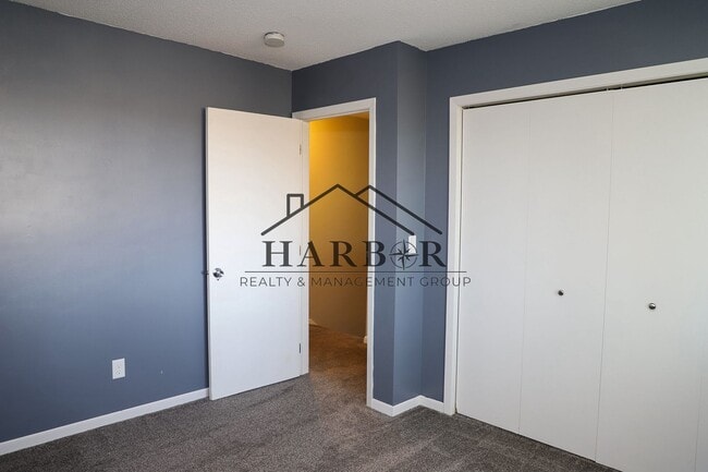 Building Photo - 3 bedroom Townhome in Eyota, MN Available ...