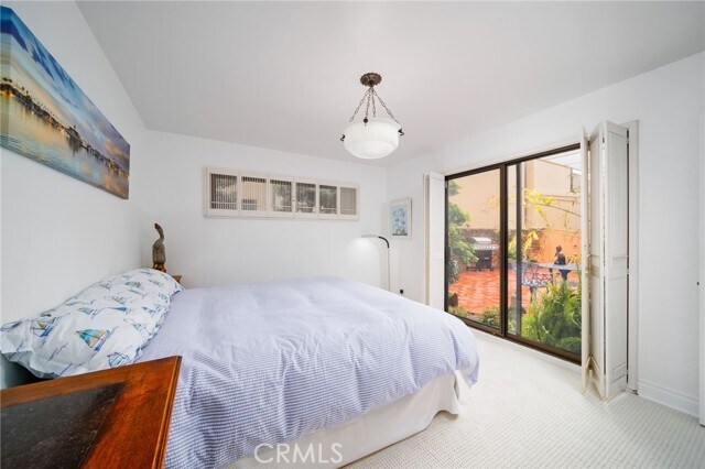 Building Photo - 52 Balboa Coves