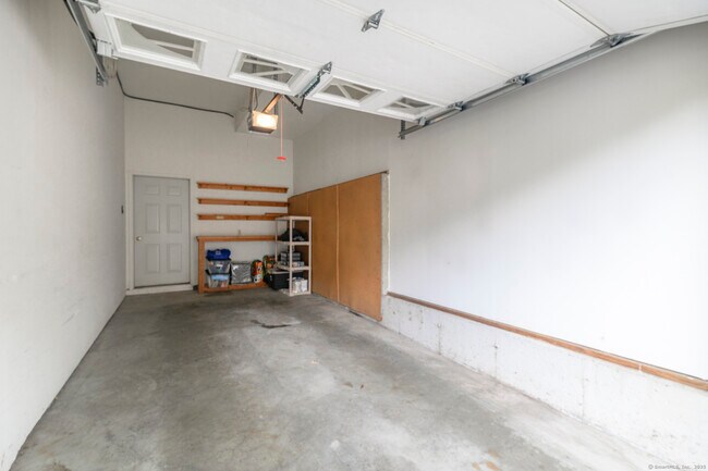 Building Photo - 39 Glenrock