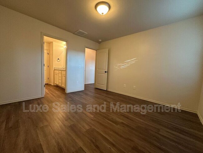 Building Photo - 412 Chalk Hill Ct