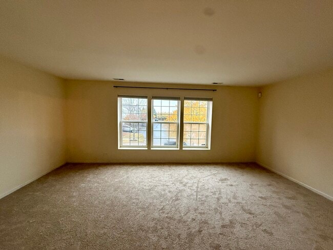 Building Photo - 3123 Ollerton Ave