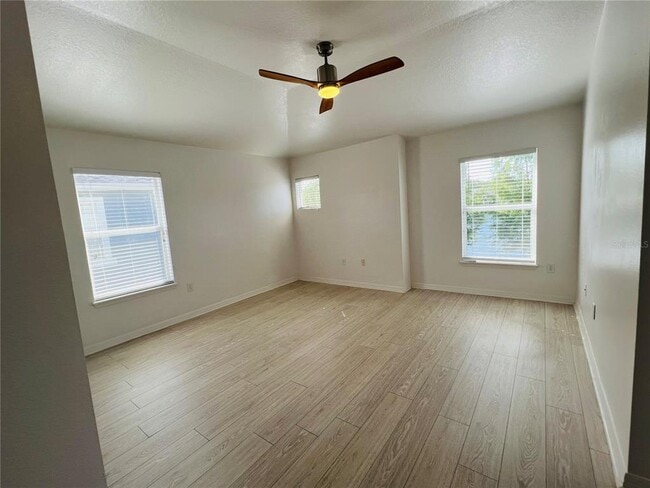 Building Photo - 6658 S Goldenrod Rd