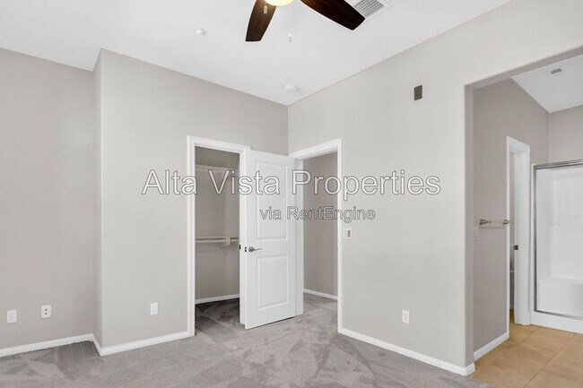 Building Photo - 2346 Sentinel Ln