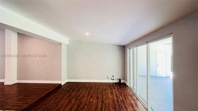 Building Photo - 2250 SW 23rd St