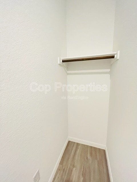 Building Photo - 742 Haas Wy