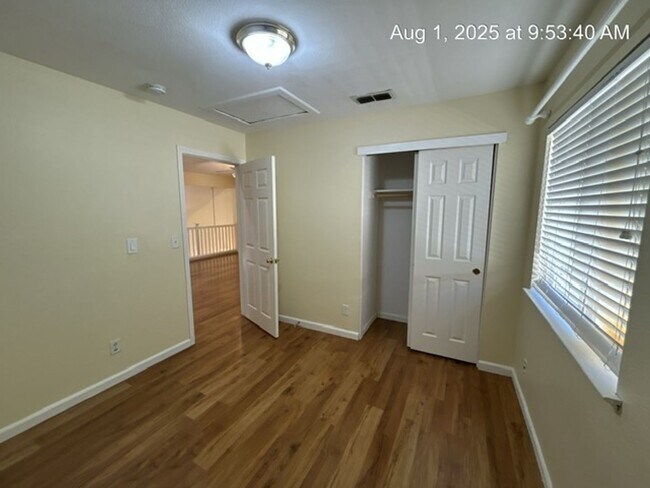 Building Photo - 9409 Viridian Way