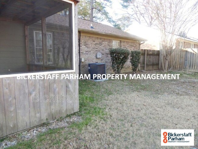 Building Photo - 5342 Brookview Dr