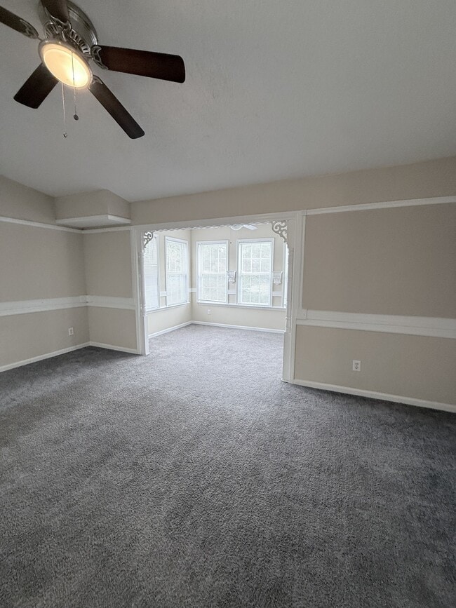 Building Photo - 8558 Hopkins Cir