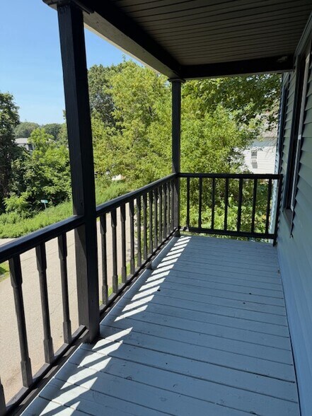 Building Photo - 16 Saint John St