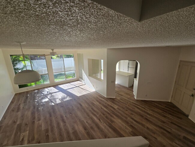 Building Photo - 91-920 Laaulu St #1F