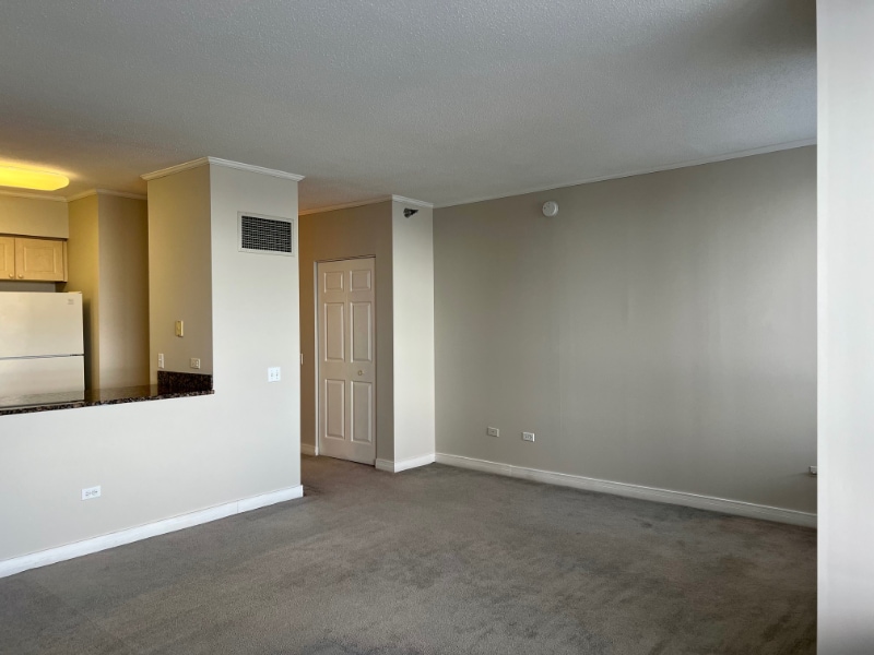 Building Photo - 512 N McClurg Ct