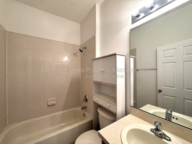 Building Photo - 5716 Port Concorde Ln