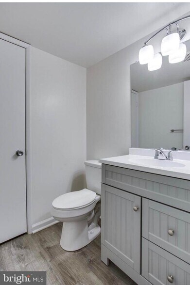 Building Photo - 1811 Westwind Way
