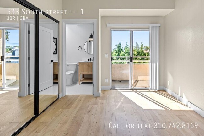 Building Photo - 533 South St