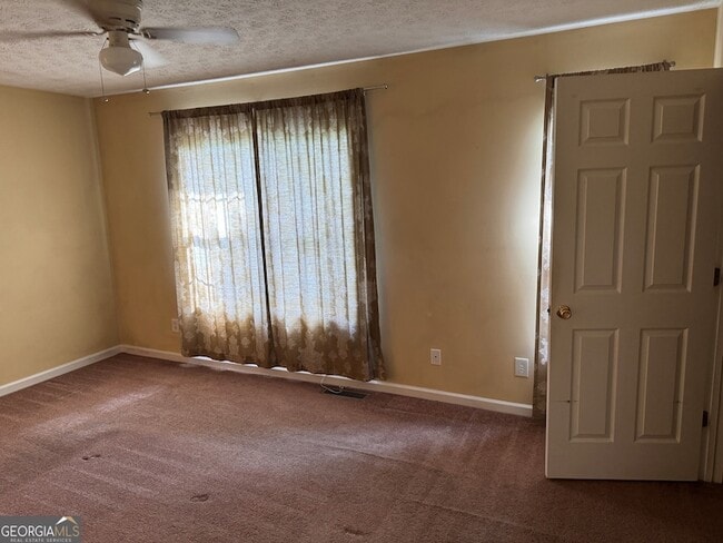 Building Photo - 5853 Strathmoor Manor Cir
