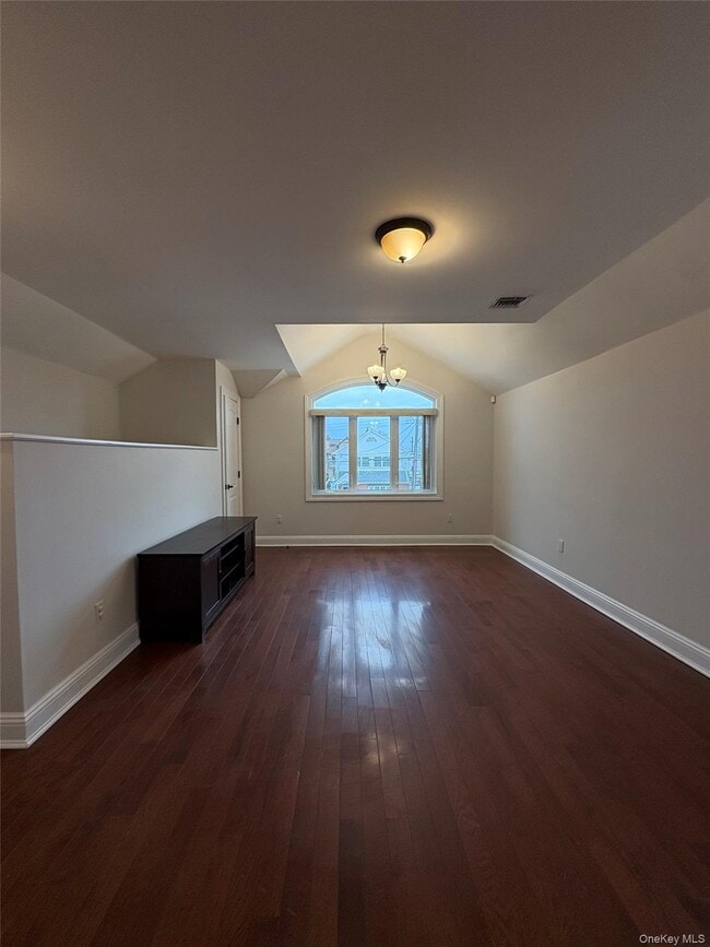 Building Photo - 147-22 21st Ave