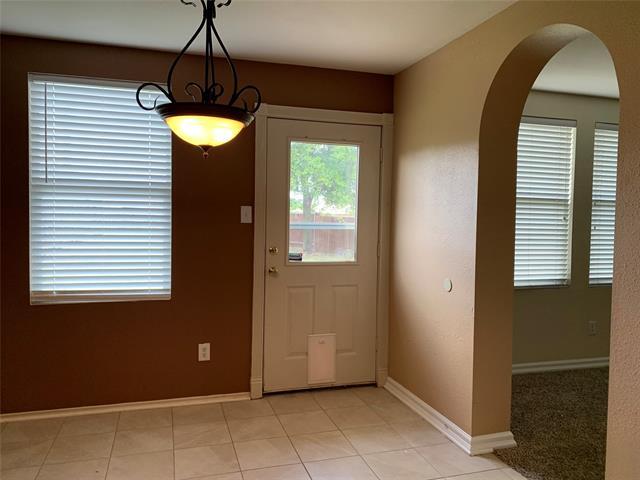 Building Photo - 12870 Pearson Dr