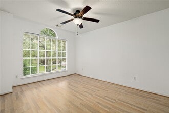 Building Photo - 23218 Colony Green Dr