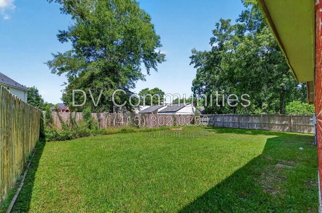 Building Photo - 16835 S Lighthouse Dr