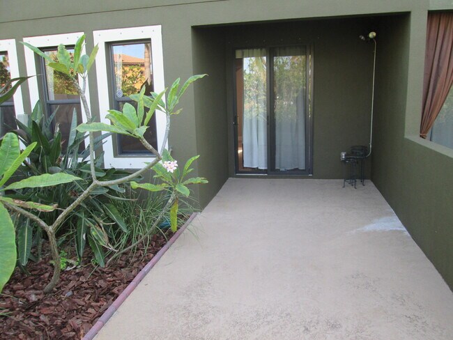 Building Photo - 766 Ventura Dr