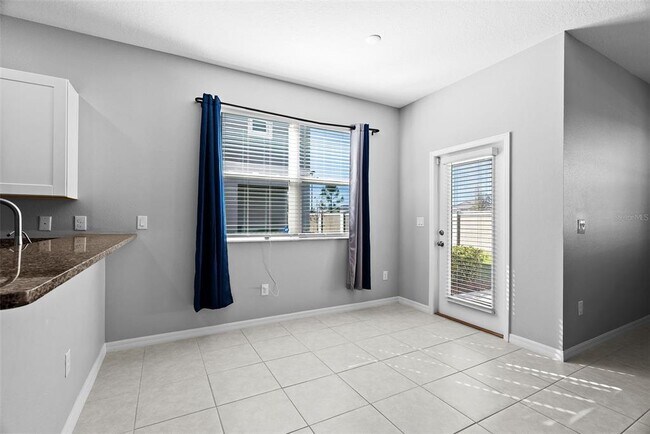 Building Photo - 10387 Lavender Aster Trl