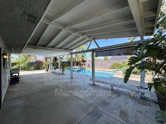 Building Photo - 29813 Park City Ave