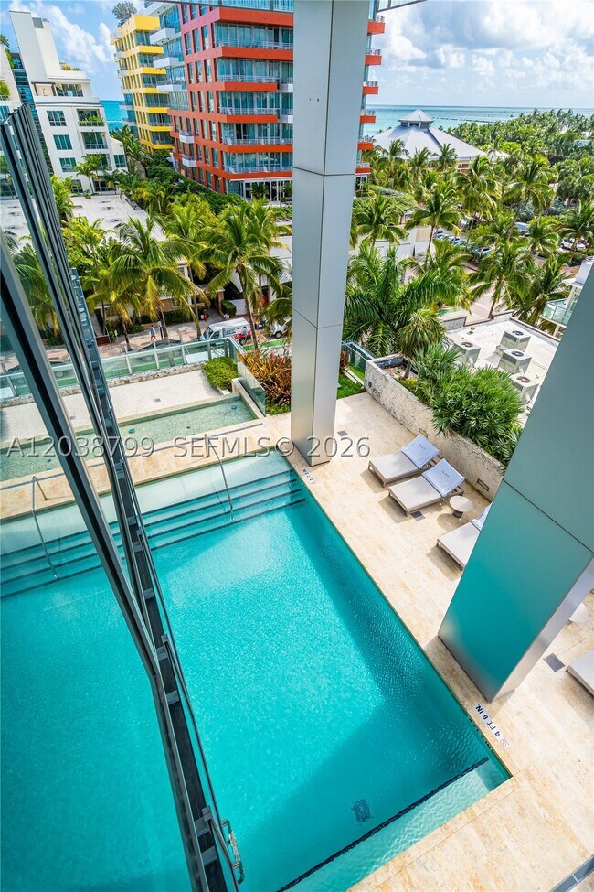 Building Photo - 120 Ocean 700
