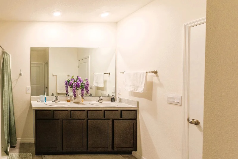 Building Photo - 17148 Reserva Dr