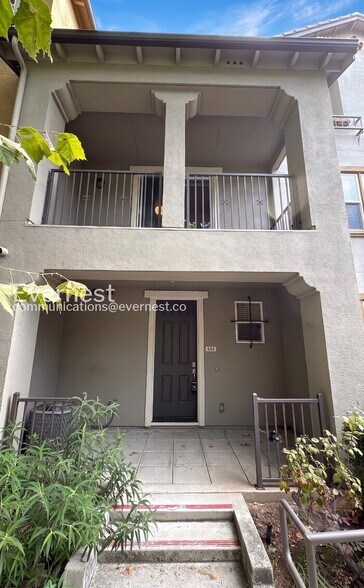 Building Photo - 602 Cedarville Ln