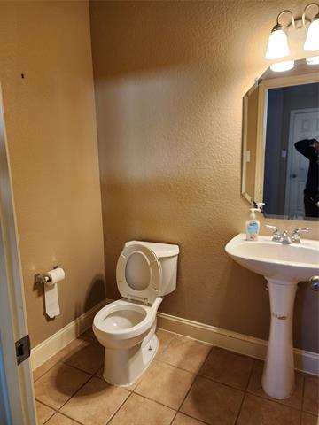 Building Photo - 10415 Mateo Trail