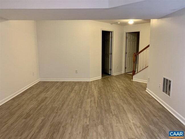 Building Photo - 836 Rockcreek Rd