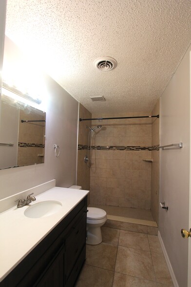 Building Photo - 5647 20th St