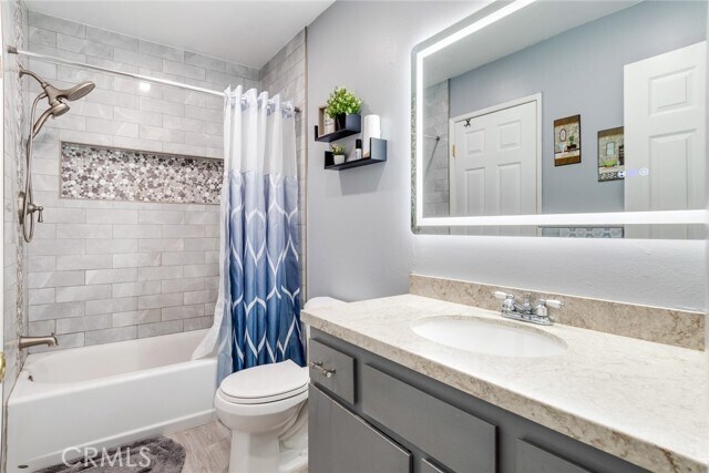 Building Photo - 9306 Mesa Verde Dr