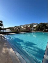 Building Photo - 290 SW 7th Ct