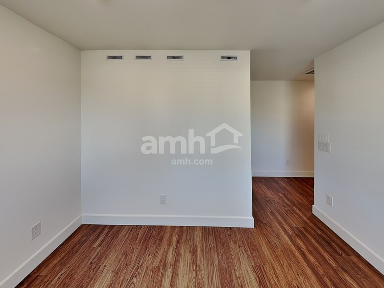 Building Photo - 9127 Liberty Cap Ct